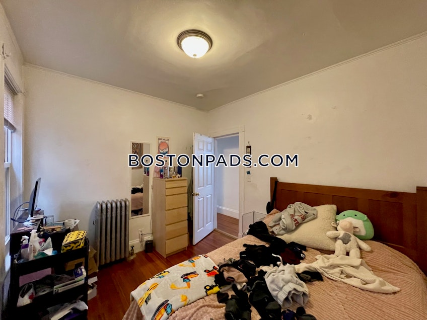 Boston - $4,300+ /month