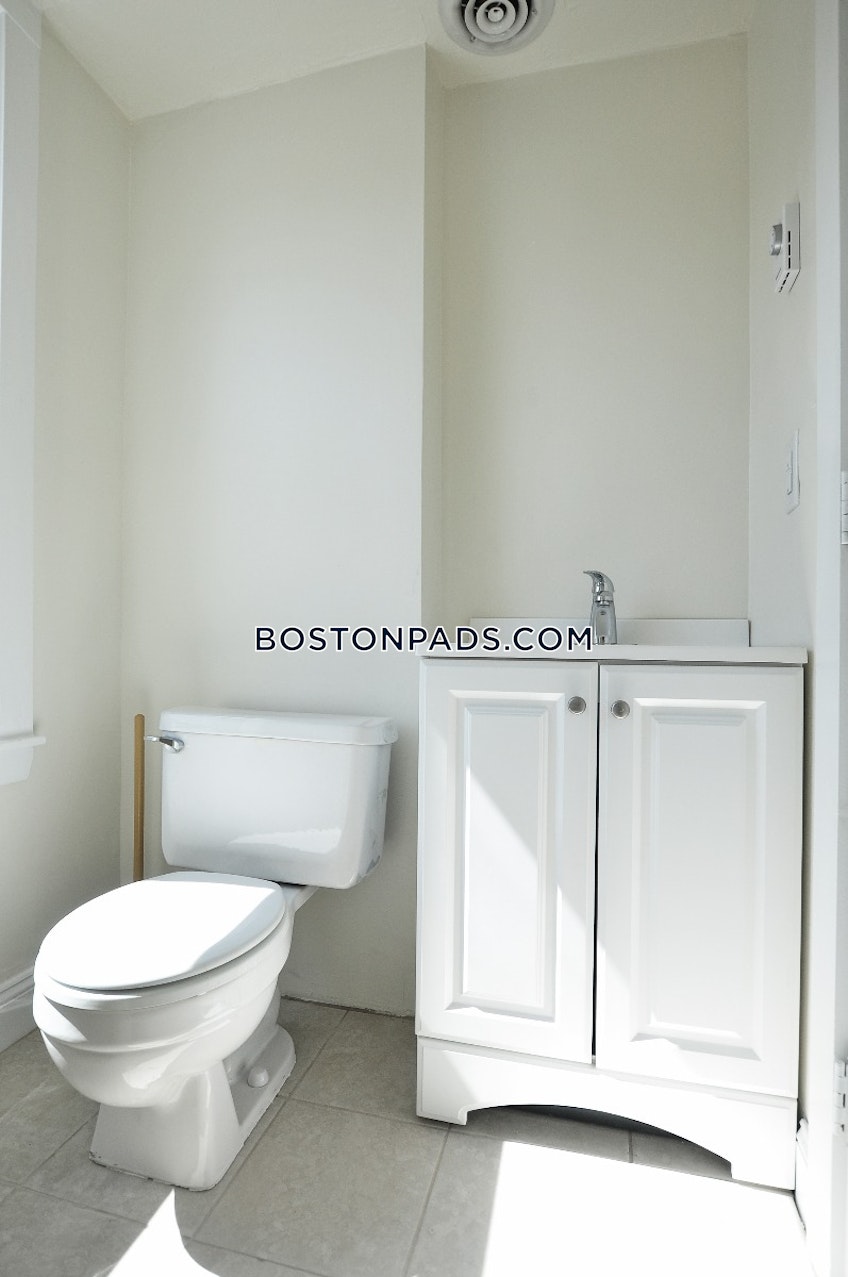 Boston - $3,200+ /month