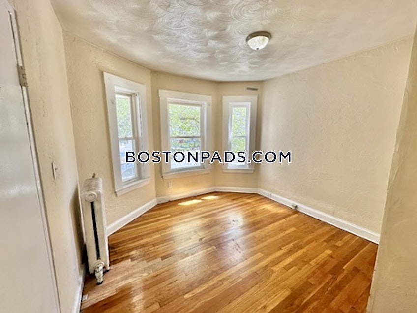 Medford - $3,665+ /month