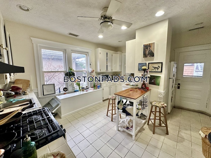 Medford - $4,845+ /month