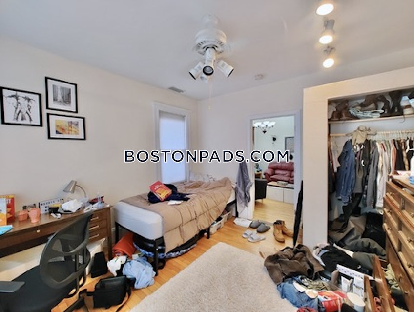 Medford - $4,845+ /month