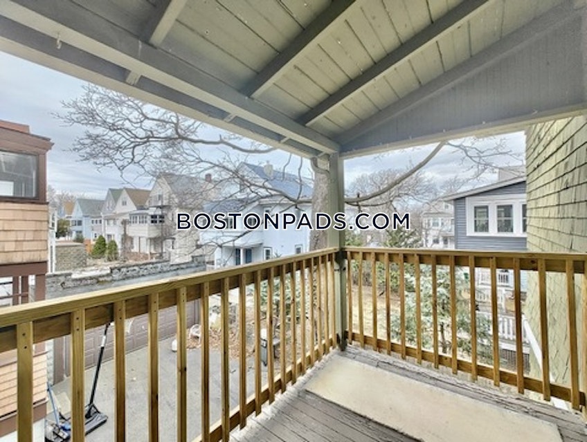 Medford - $4,845+ /month