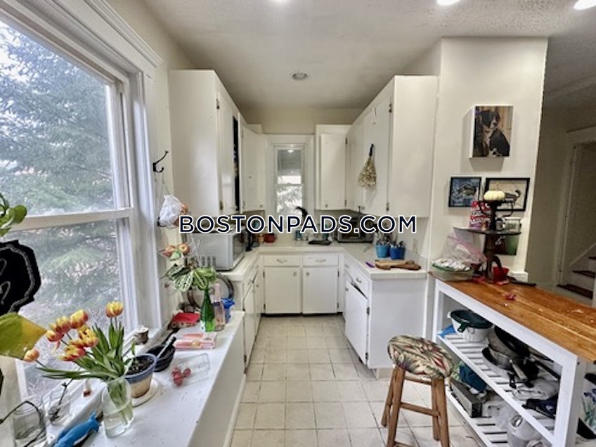 Medford - $4,845+ /month