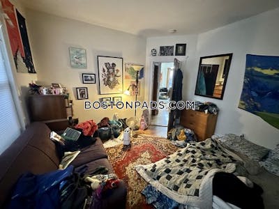 Medford Wonderful 5 Beds 2 Baths  Tufts - $4,845 No Fee