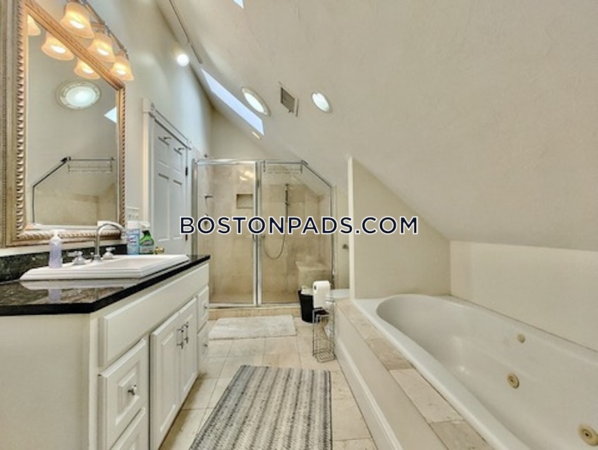 Medford - $4,845+ /month