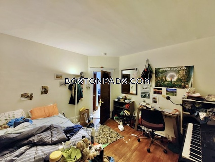 Medford - $4,845+ /month