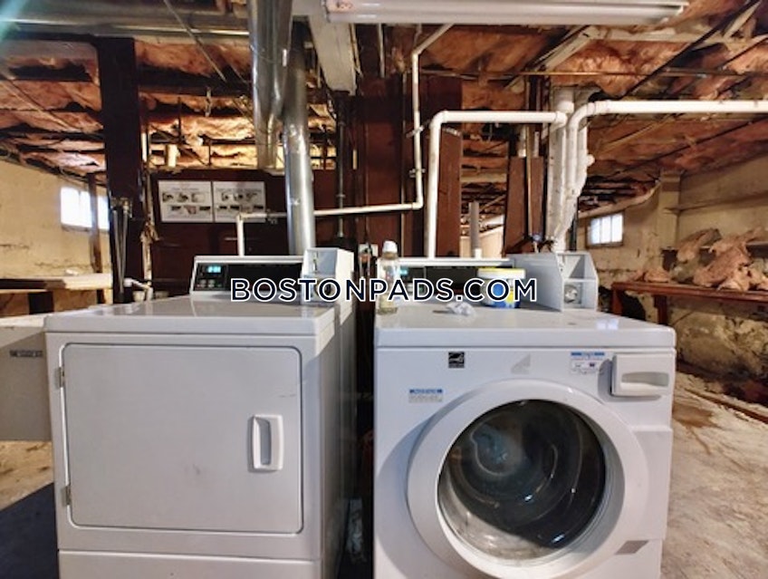 Medford - $4,845+ /month