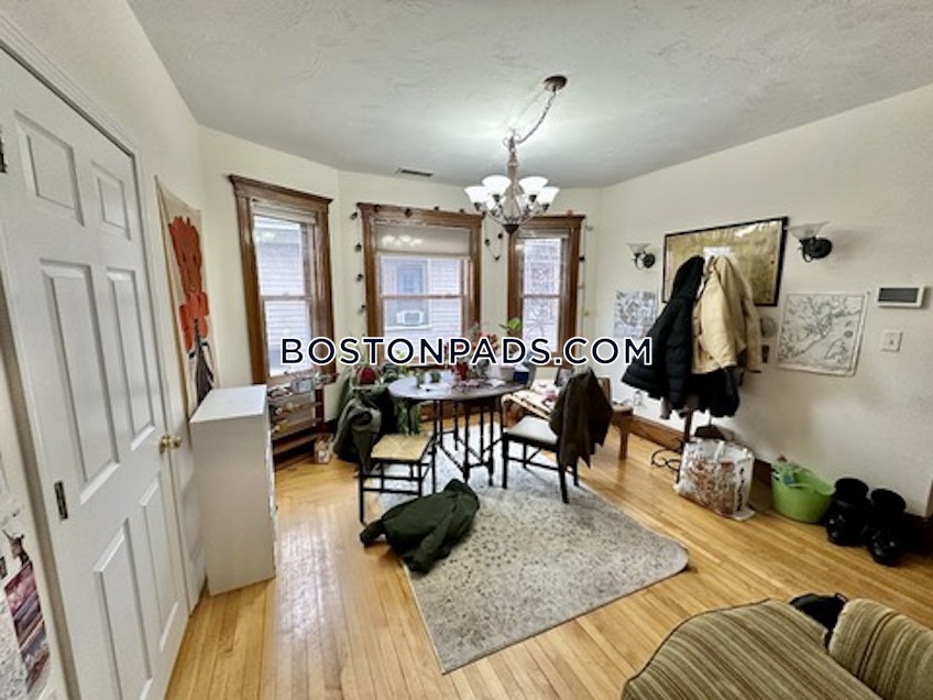 Medford - $4,845+ /month
