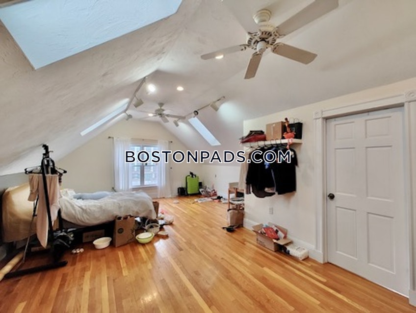 Medford - $4,845+ /month