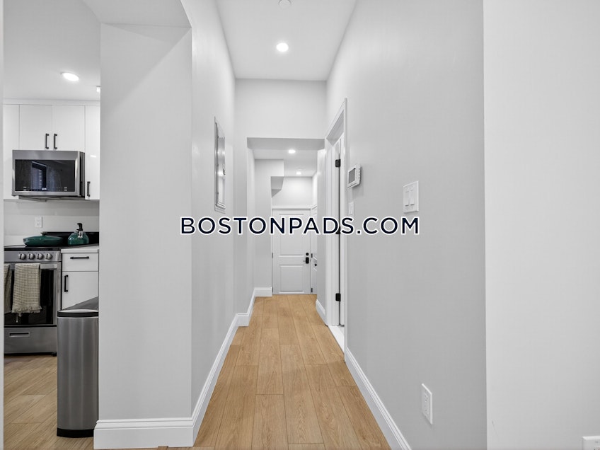 Boston - $3,500+ /month