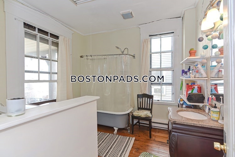 Hillside St., Roxbury Crossing