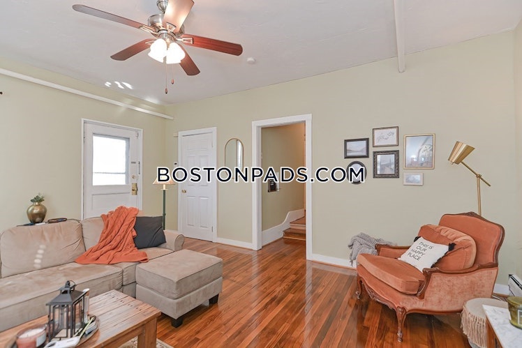 Hillside St., Roxbury Crossing