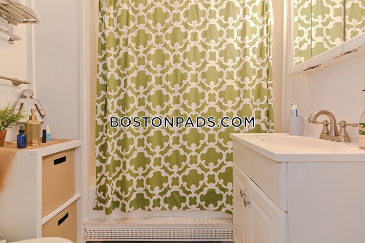 Hillside St., Roxbury Crossing