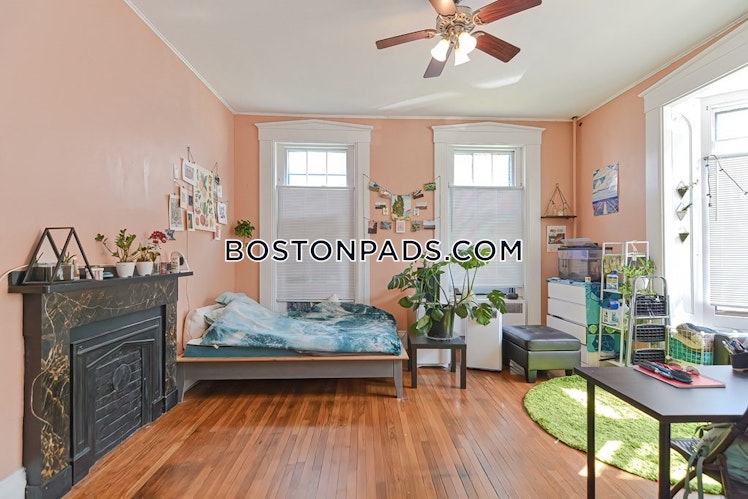 Hillside St., Roxbury Crossing