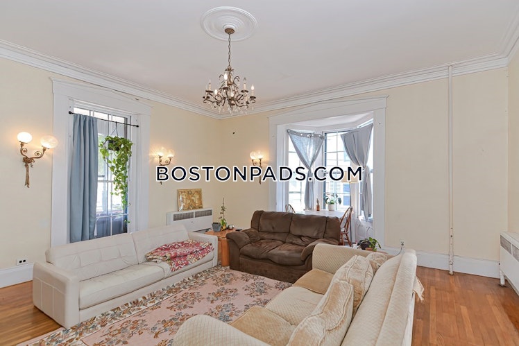 Hillside St., Roxbury Crossing