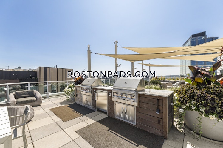 Boylston St., Boston