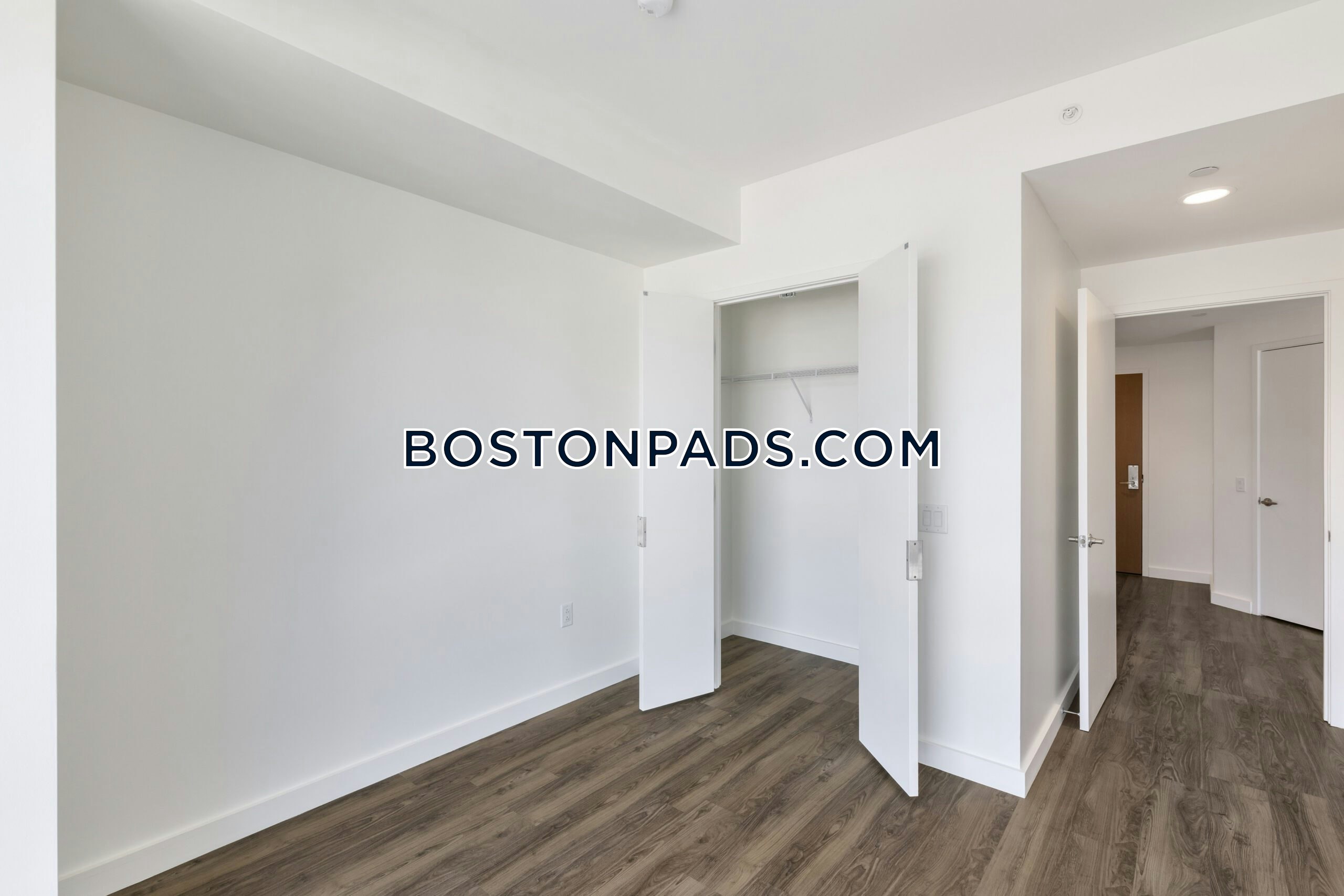 Boston - $3,514
