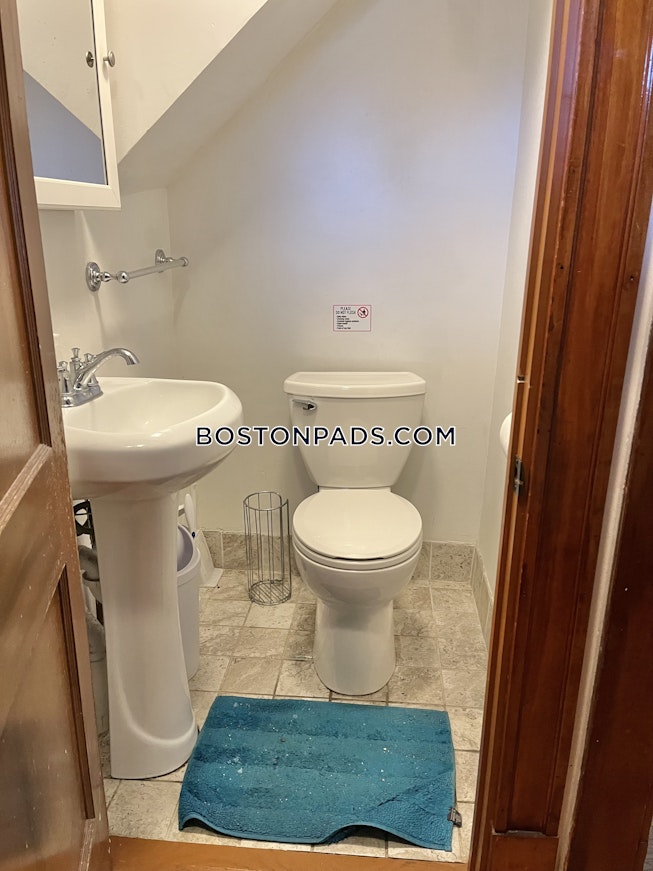 Boston - $4,000+ /mo