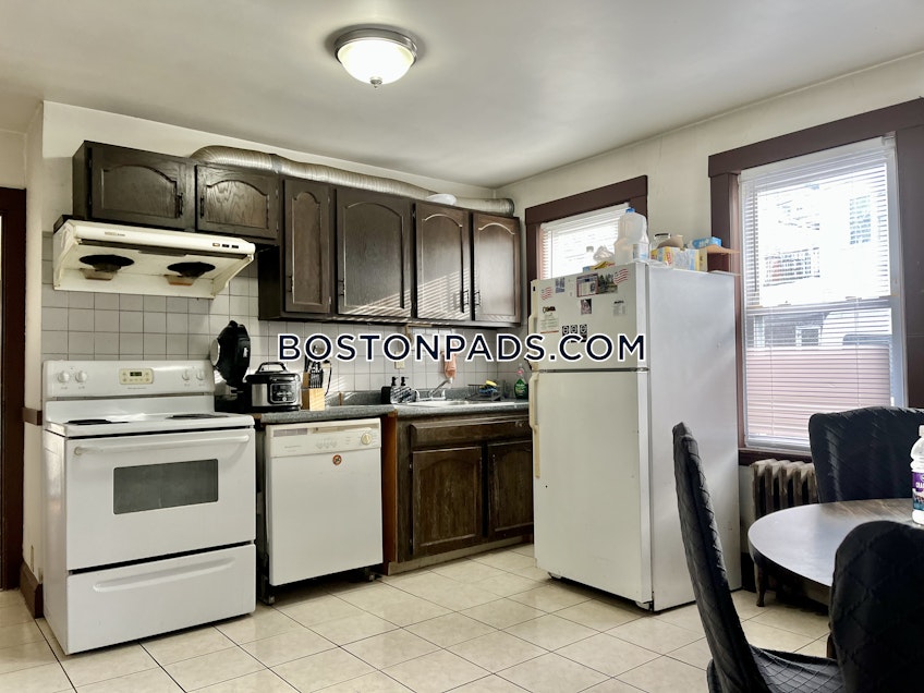 Boston - $4,800+ /month