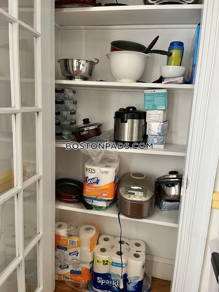 Boston - $4,800+ /month