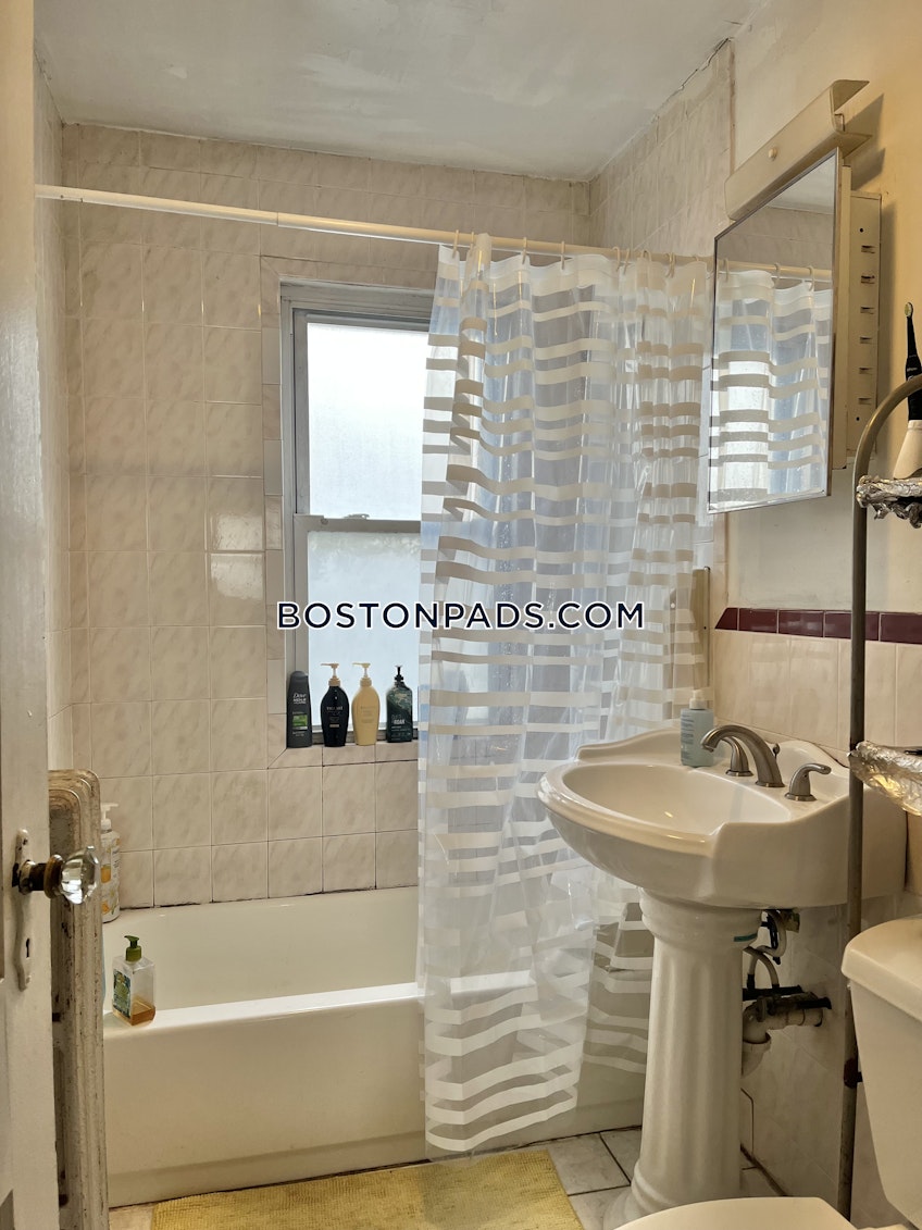 Boston - $4,800+ /month