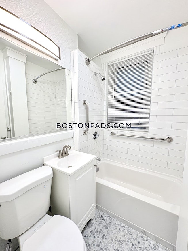 Boston - $4,950+ /mo