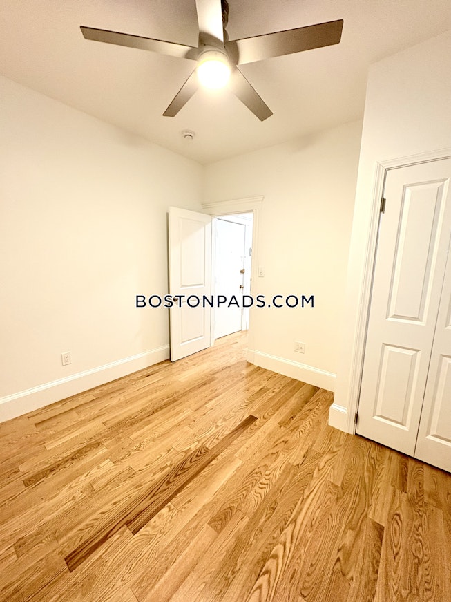 Boston - $4,950+ /mo