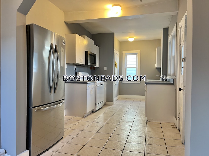 Brookline - $3,900+ /month