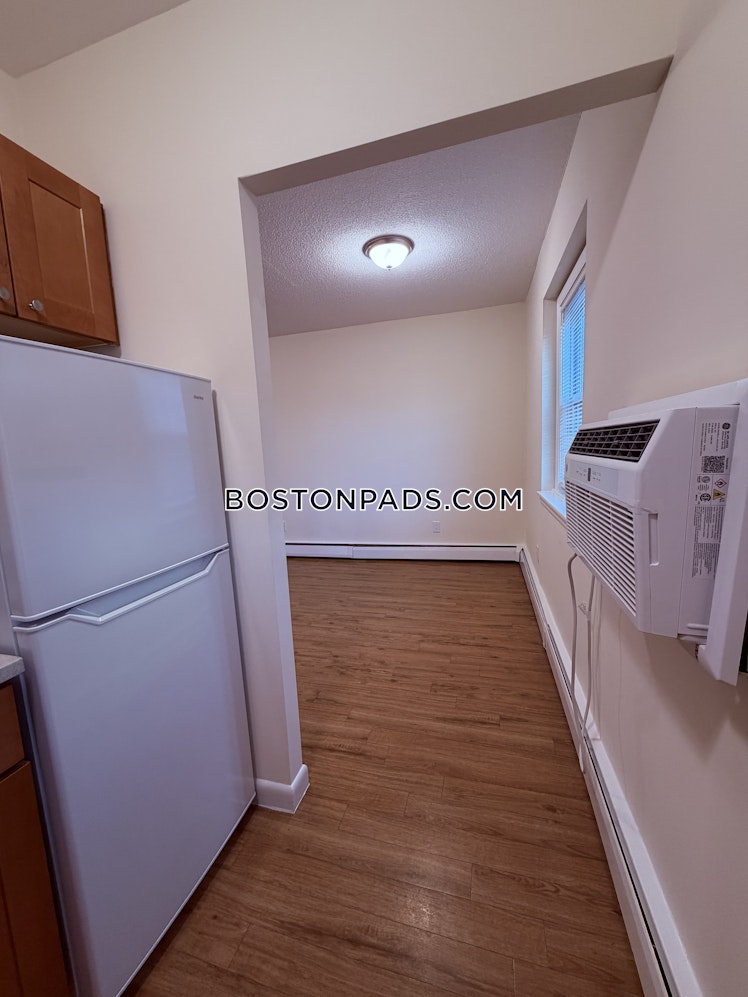 commonwealth Ave., Brighton