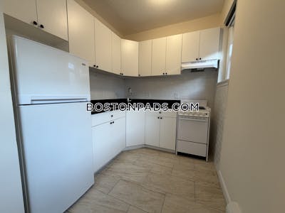 Brighton Fantastic Studio 1 Bath on Comm. Ave. Boston - $1,850 No Fee