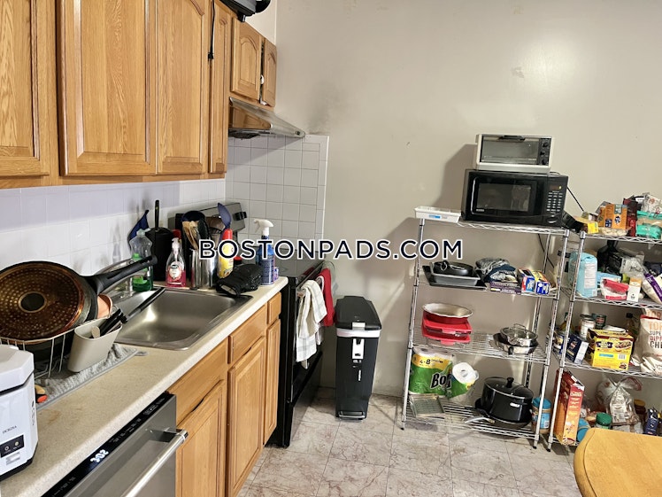 Hammond St., Roxbury Crossing