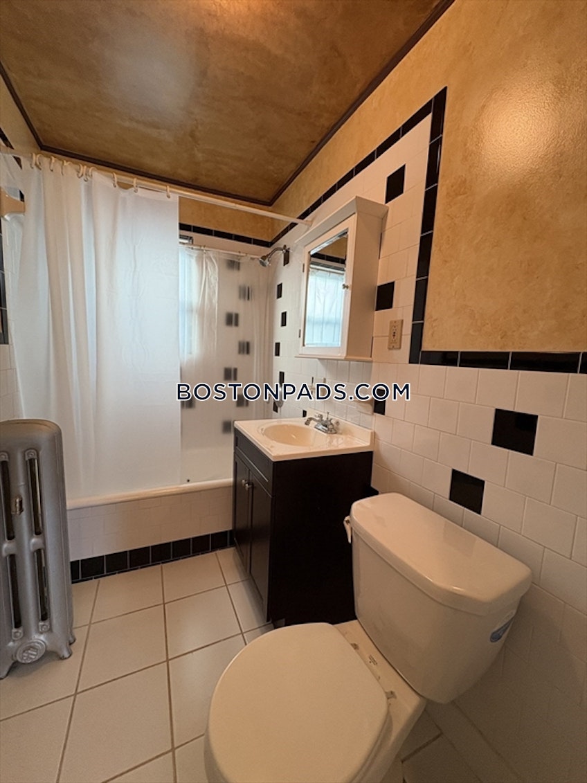 Boston - $3,900+ /month