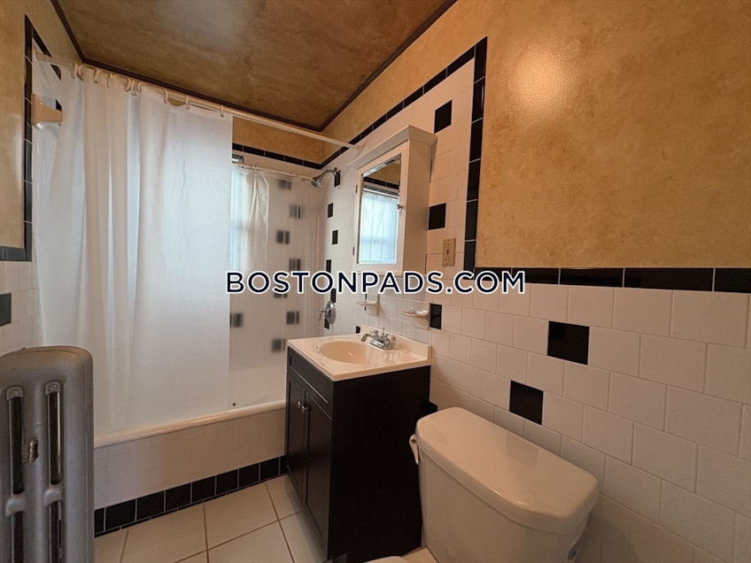 Boston - $3,900+ /month