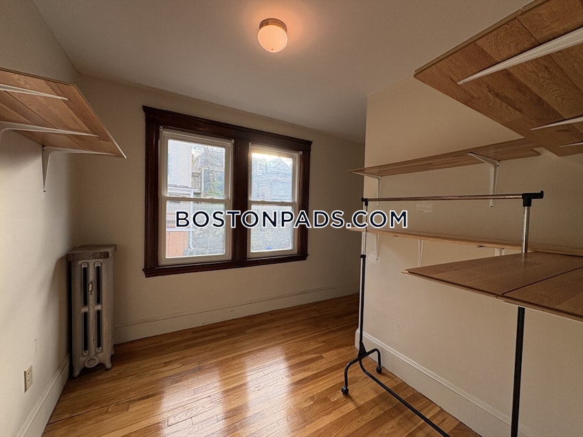Boston - $3,900+ /month
