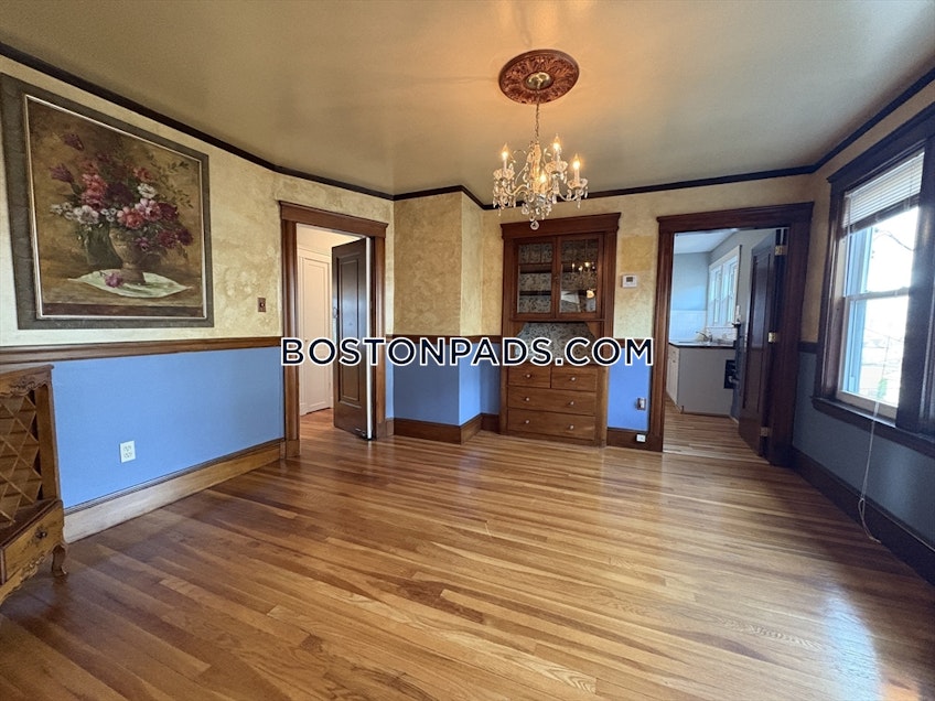 Boston - $3,900+ /month