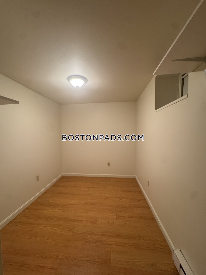 Boston - $2,725+ /month