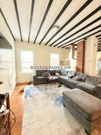Mission Hill 4 Beds 2 Baths Unit | Mission Hill Boston | Available 9/1 Boston - $6,250 No Fee