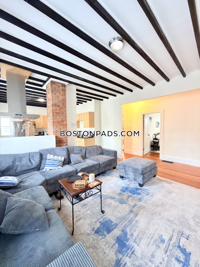 Boston - $6,250+ /mo