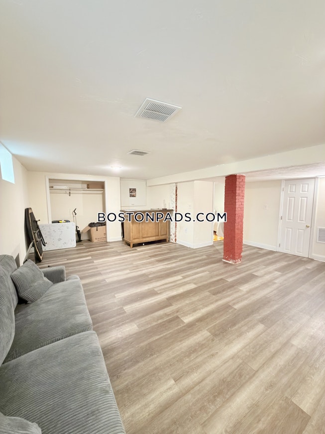 Boston - $6,250+ /mo