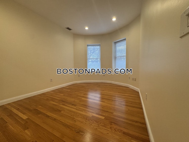 Beacon St., Brookline