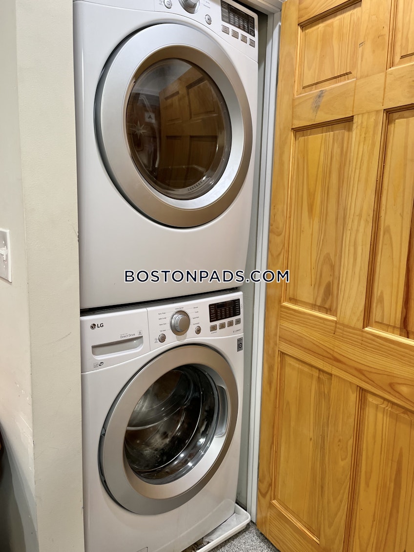 Boston - $6,100+ /month