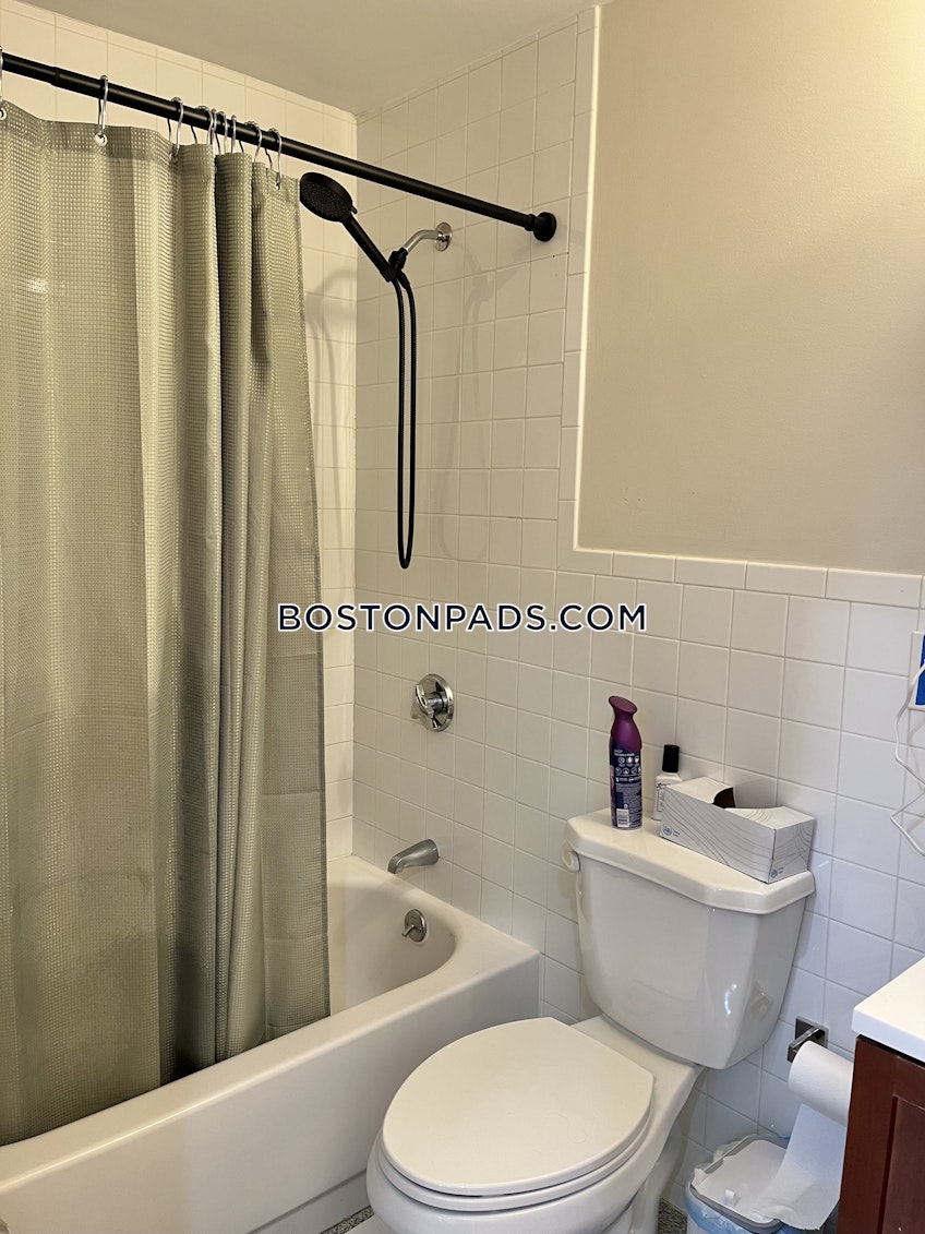 Boston - $6,100+ /month