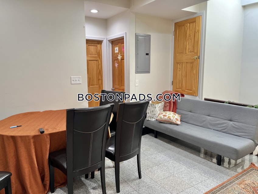 Boston - $6,100+ /month