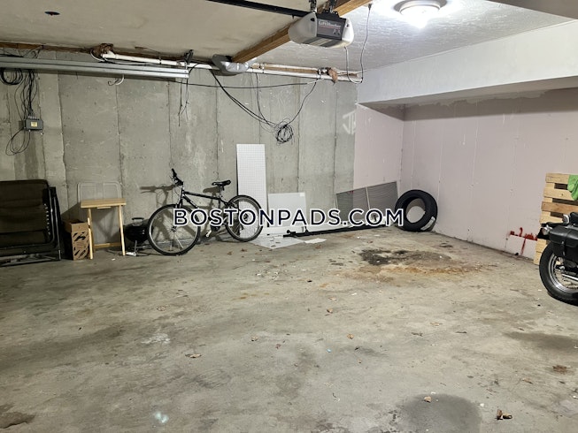 Boston - $7,150+ /mo