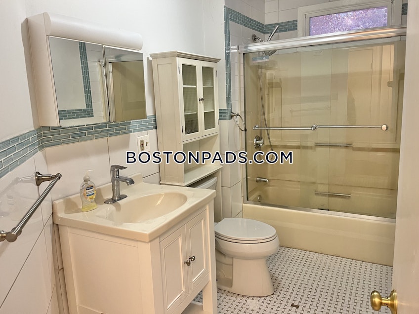 Boston - $3,300+ /month