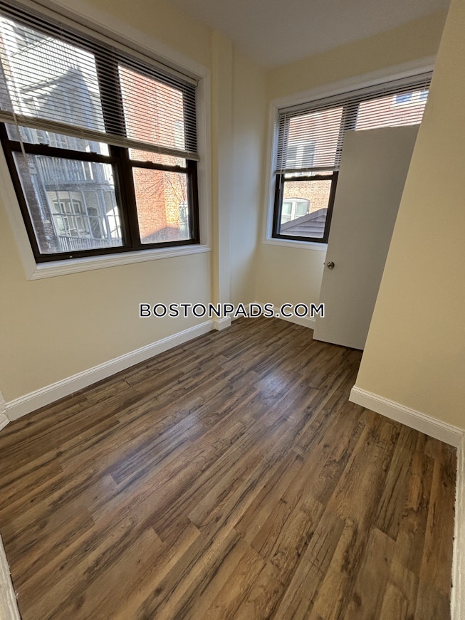 Brookline - $4,200+ /mo