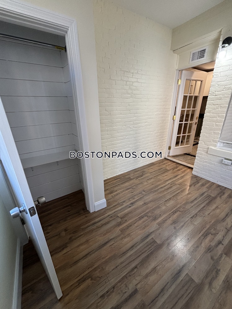 Babcock St., Brookline