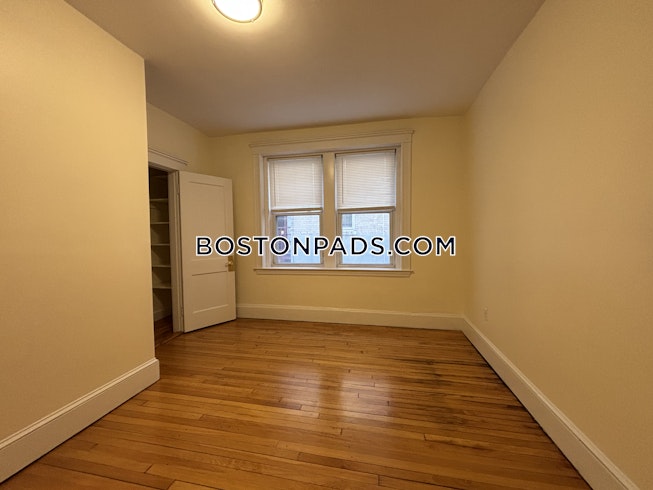 Brookline - $4,200+ /mo