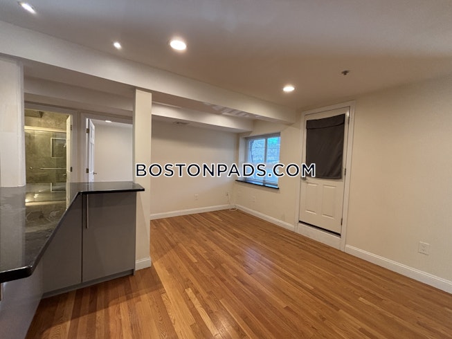 Brookline - $4,200+ /mo