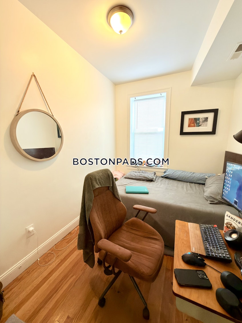 Boston - $15,600+ /month